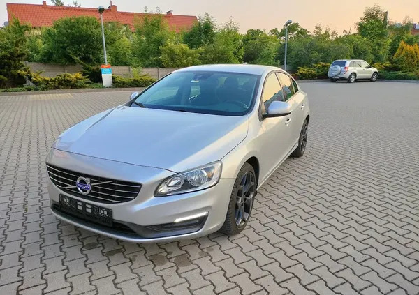 volvo s60 Volvo S60 cena 44600 przebieg: 185000, rok produkcji 2015 z Kielce